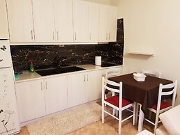 Blue Moon Apartments