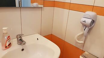 Blue Moon Apartments