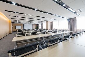 Atour Hotel Railway Station Dalian