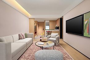 Atwell Suites Shanghai Wuning by IHG