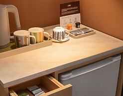Atwell Suites Shanghai Wuning by IHG