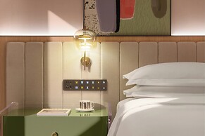 Atwell Suites Shanghai Wuning by IHG