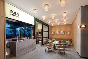 Atwell Suites Shanghai Wuning by IHG