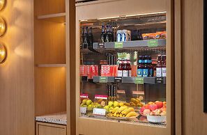 Atwell Suites Shanghai Wuning by IHG