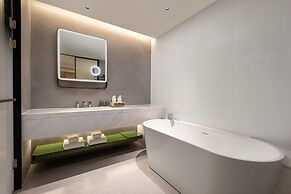 Atwell Suites Shanghai Wuning by IHG