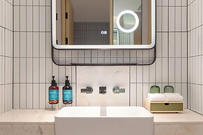 Atwell Suites Shanghai Wuning by IHG