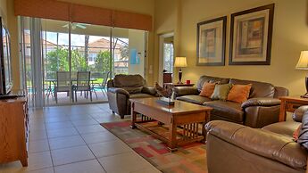 Heathrow Home with Pool at Windsor Hills