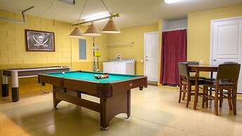 Heathrow Home with Pool at Windsor Hills