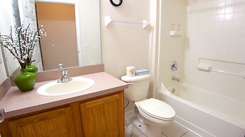 Durham Townhome with Pool at Encantada