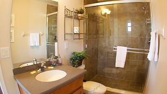 The Wakefield Vacation Home with Pool