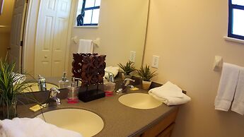 The Wakefield Vacation Home with Pool