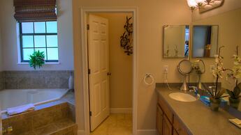 The Wakefield Vacation Home with Pool