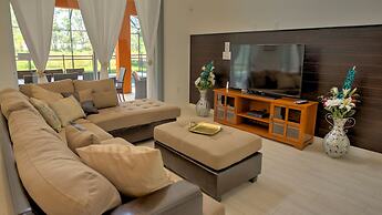 Stirling Vacation Home at Solterra