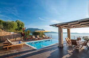 Iris Villas Lefkada - Marine Villa