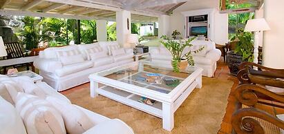 Landmark House & Cottage