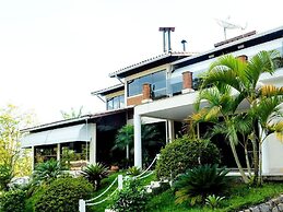 Pousada Reserva Penedo