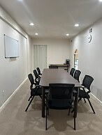 Brookhurst Plaza Inn