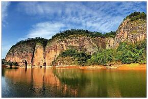 Taining Happy Stone Duplex Apartment