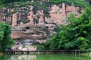 Taining Happy Stone Duplex Apartment