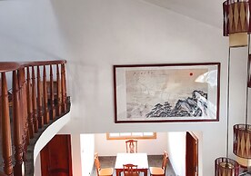 Taining Happy Stone Duplex Apartment