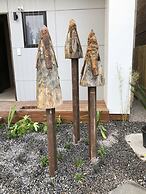 Timber Door Luxury Accommodation Geelong