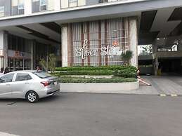 Hung Phat 2 Silver Star Apartment Room TNT