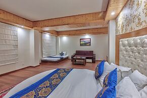Grand Krisa Resort & Spa
