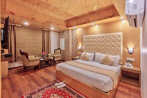 Grand Krisa Resort & Spa