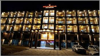 Grand Krisa Resort & Spa