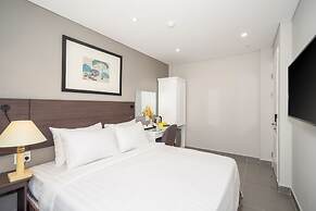 Parkhill Hotel & Apartment