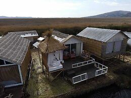Uros Lake Titicaca Lodge