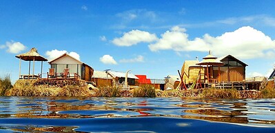 Uros Lake Titicaca Lodge