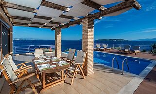 Iris Villas Lefkada - Karavi Villa