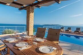 Iris Villas Lefkada - Karavi Villa