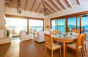 Iris Villas Lefkada - Karavi Villa