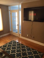 Very Large & Welcoming London Bungalow