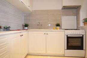 Chrissomallis Apartments