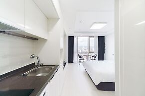 The Venezia Suite Hotel