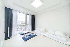 The Venezia Suite Hotel