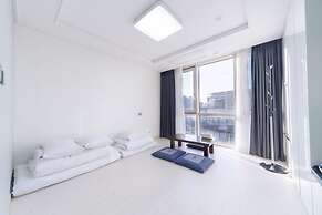 The Venezia Suite Hotel