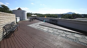 The Venezia Suite Hotel