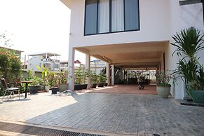 LY Residence Suite & Apartment