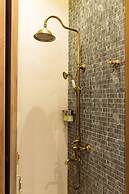 KhunLuang Hostel - Adults Only