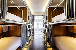 KhunLuang Hostel - Adults Only