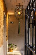 KhunLuang Hostel - Adults Only