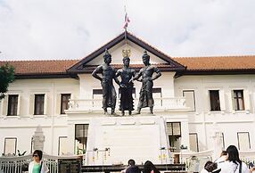 KhunLuang Hostel - Adults Only