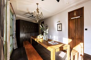 KhunLuang Hostel - Adults Only