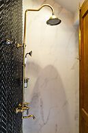 KhunLuang Hostel - Adults Only