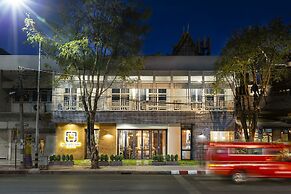 KhunLuang Hostel - Adults Only
