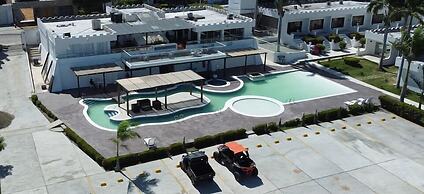 Castillo del Mar Suites